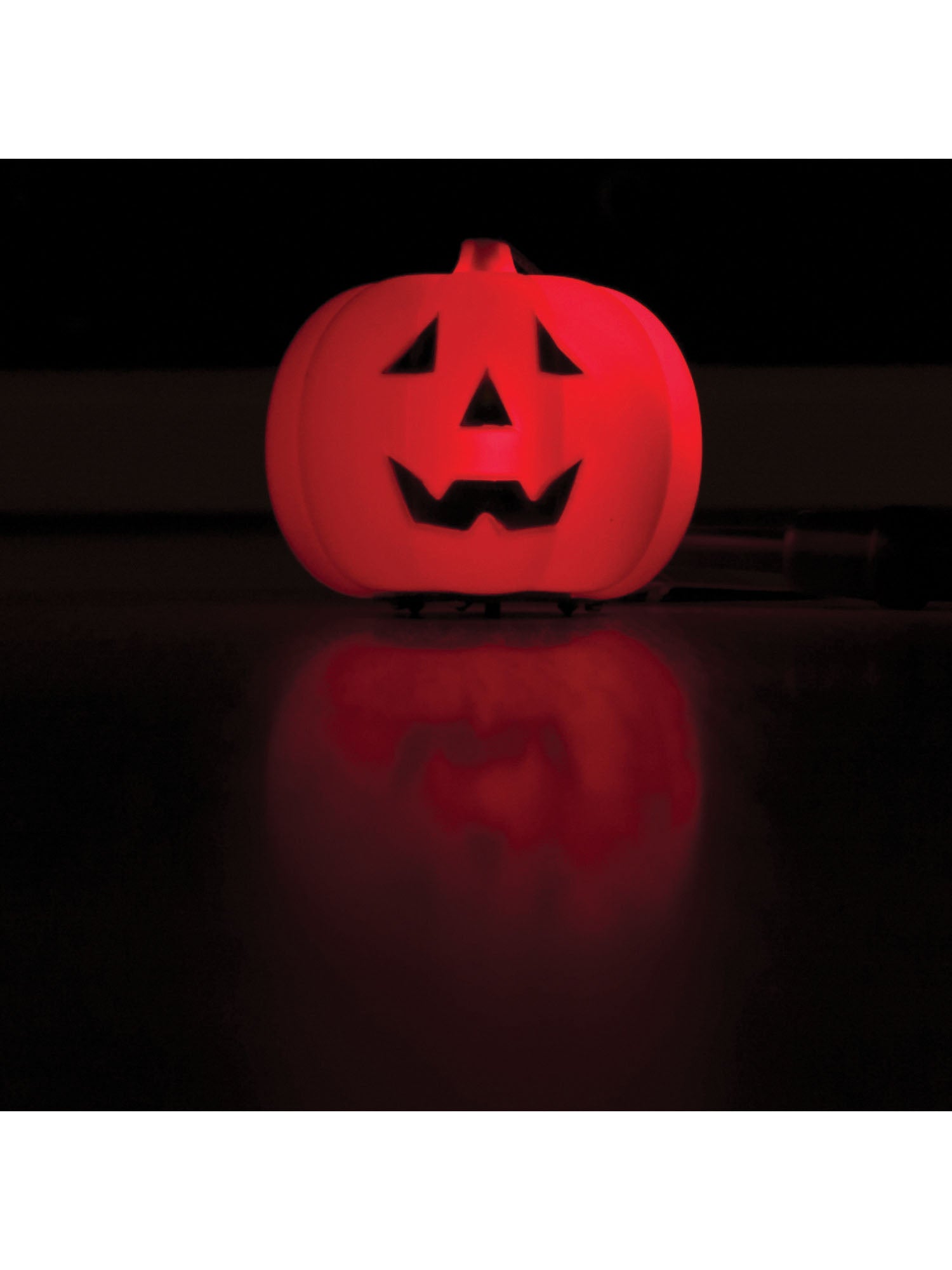 Pumpkin Lantern W/Handle Small B/O *** 2