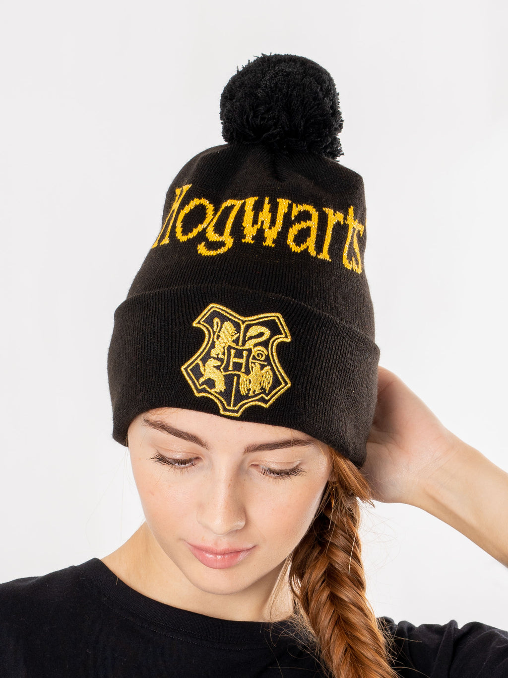 Hogwarts Black And Gold Harry Potter Beanie 2